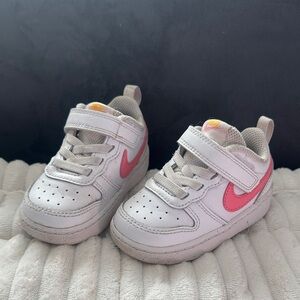 Nike Kids Court Borough Low 2